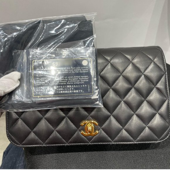 CHANEL Vintage Full Flap WOC Gold Hardware Black Lamp Leather - Picture 14 of 16